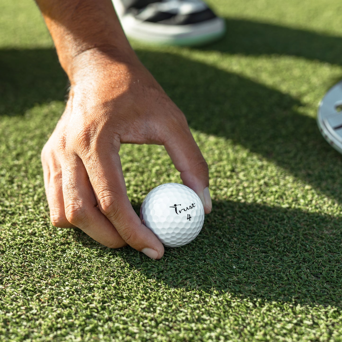 Trust Golf Balls Bison V Power – Pour golfeurs ambitieux : distance maximale <169 km/h, boîte de 12