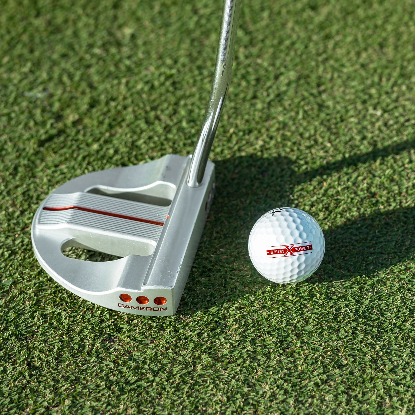 Trust Golf Balls Bison X Power – Pour golfeurs ambitieux : distance maximale ≥169 km/h, boîte de 48